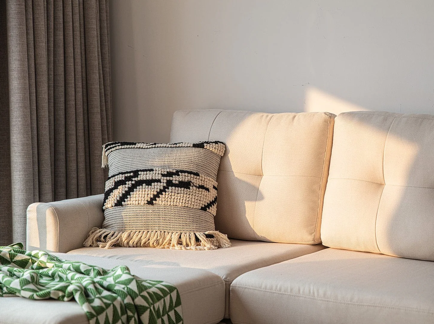 RUBIK III 4 Seats with 4 Ottomans - Image 20